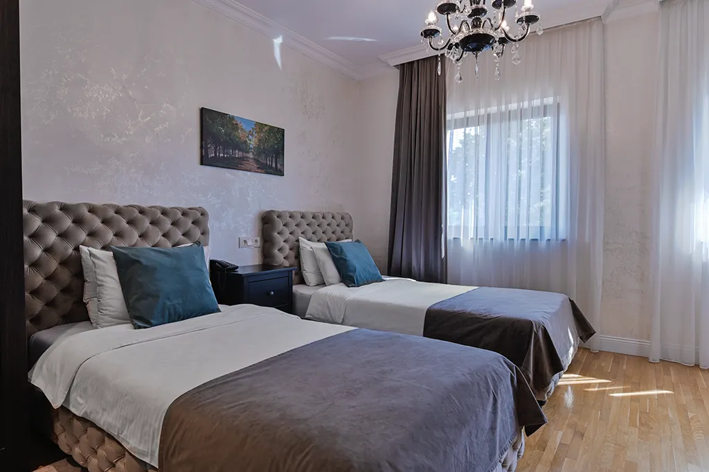 Garni Hotel Astral Park 客房