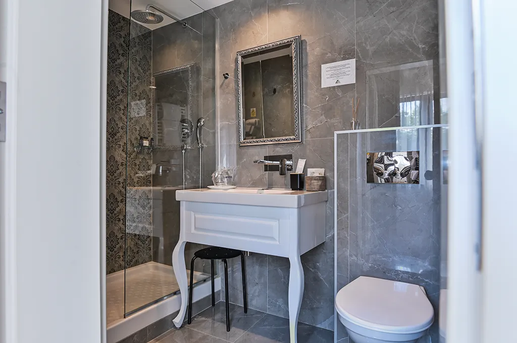 Garni Hotel Astral Park 客房