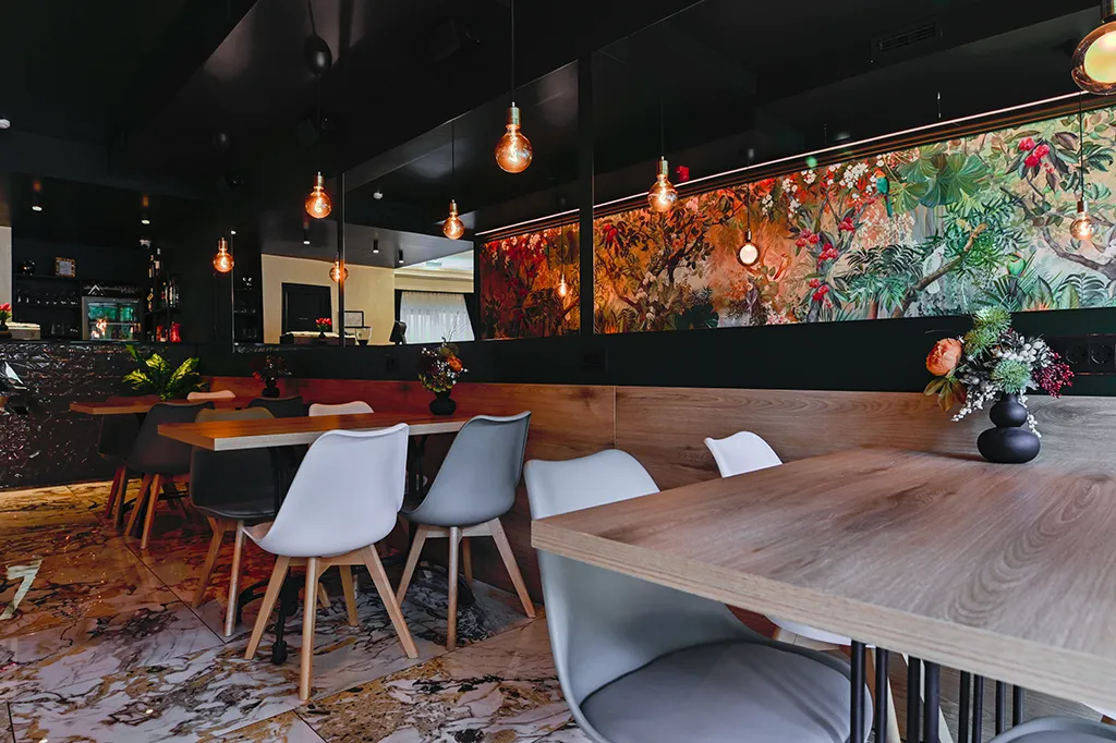 Garni Hotel Astral Park 餐厅