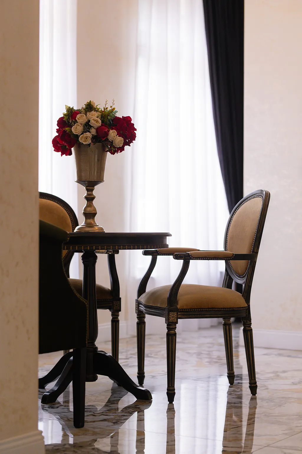 Garni Hotel Astral Park 餐厅